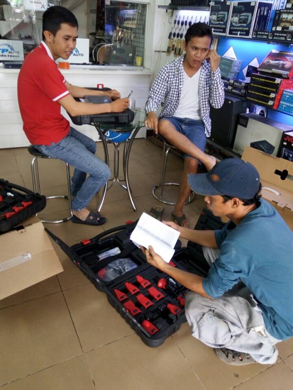 734777_343425372662245_3525406022660802784_n