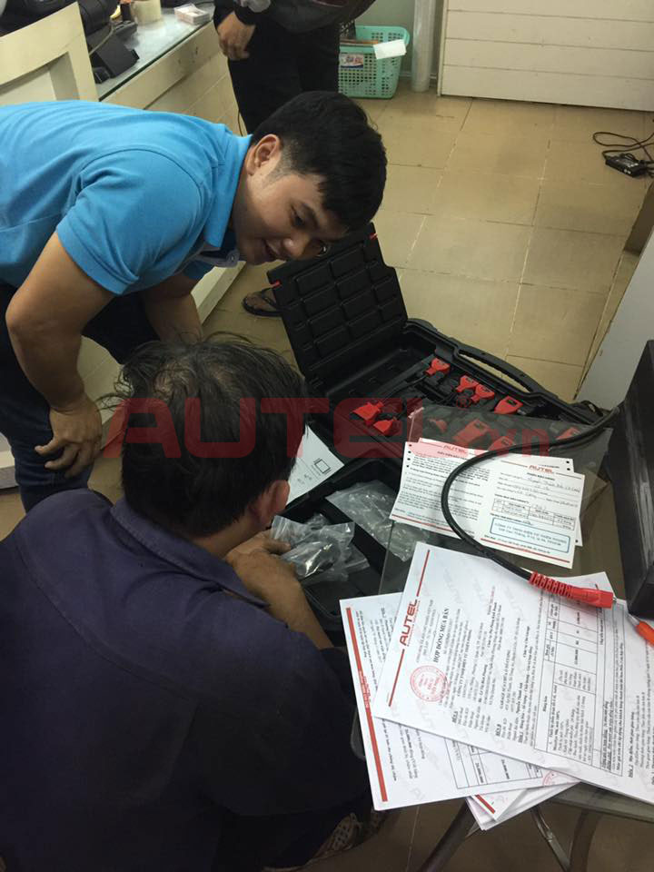 Bàn giao Autel MaxiSys MS906 anh Cương ở Củ Chi