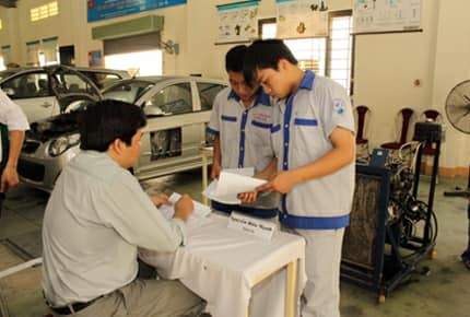 Kỳ thi cấp chứng chỉ kỹ năng nghề công nghệ ô tô 2017
