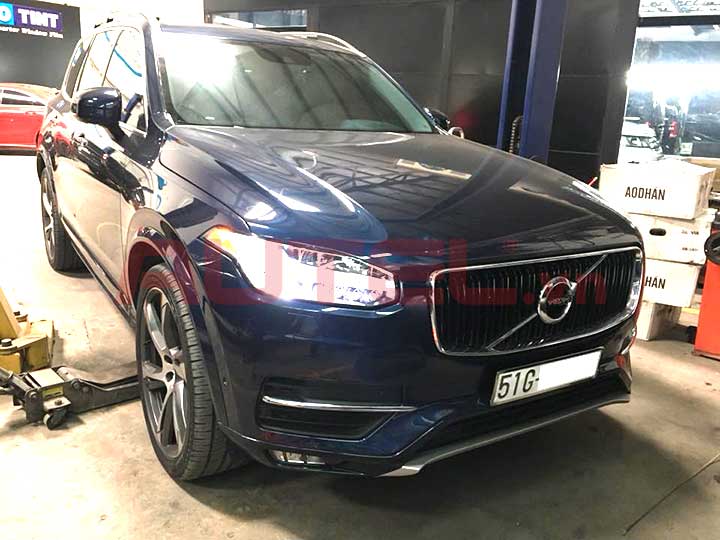 lap-dat-cam-bien-ap-suat-lop-volvo-xc90-2016