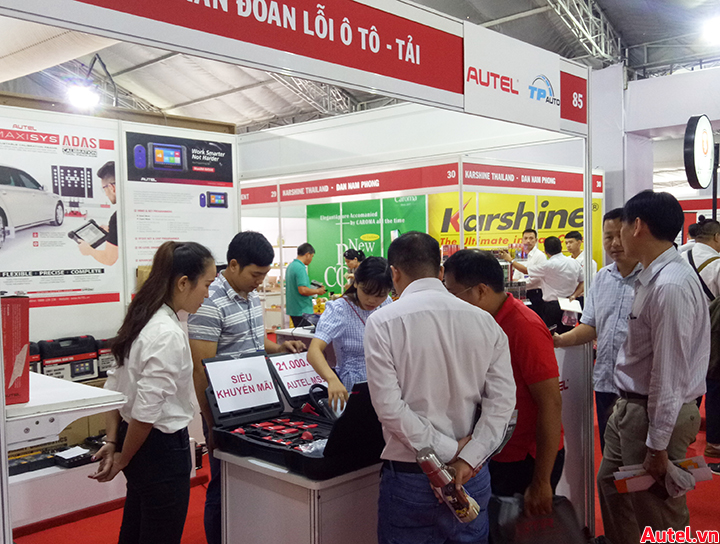 autel-trien-lam-vietnam-motoshow-2019-19
