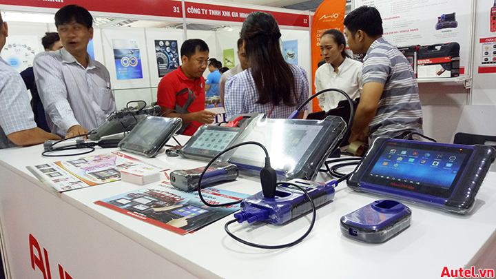 autel-trien-lam-vietnam-motoshow-2019-21