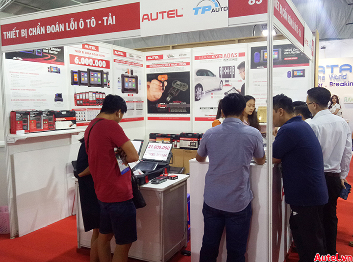 autel-trien-lam-vietnam-motoshow-2019-24
