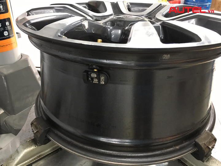 cam-bien-ap-suat-lop-ford-ranger-wildtrak-biturbo-2019-6